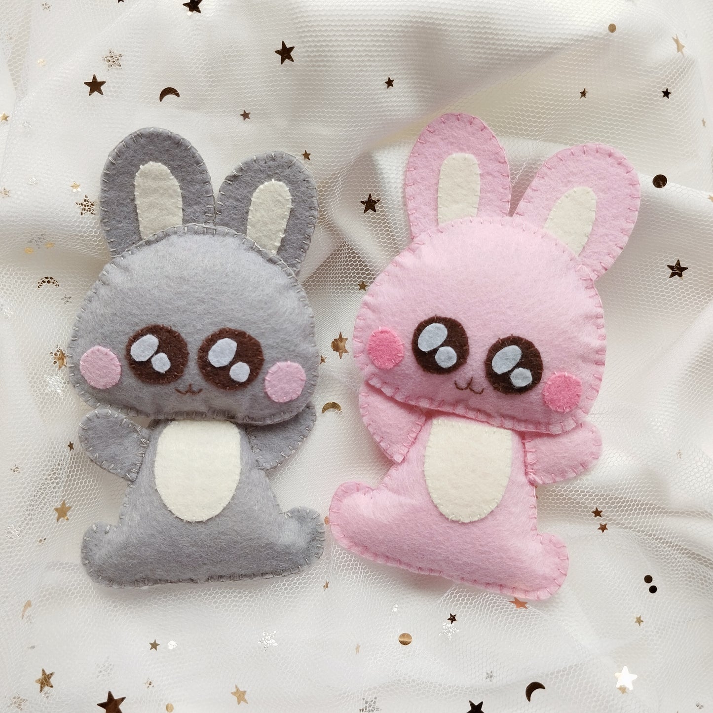 [Felt] Bunnies Felt Dolls