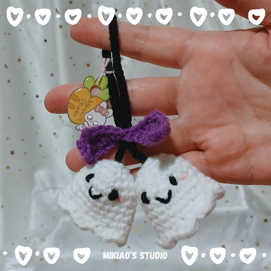 [Crochet] Little Ghosties Bag Charm