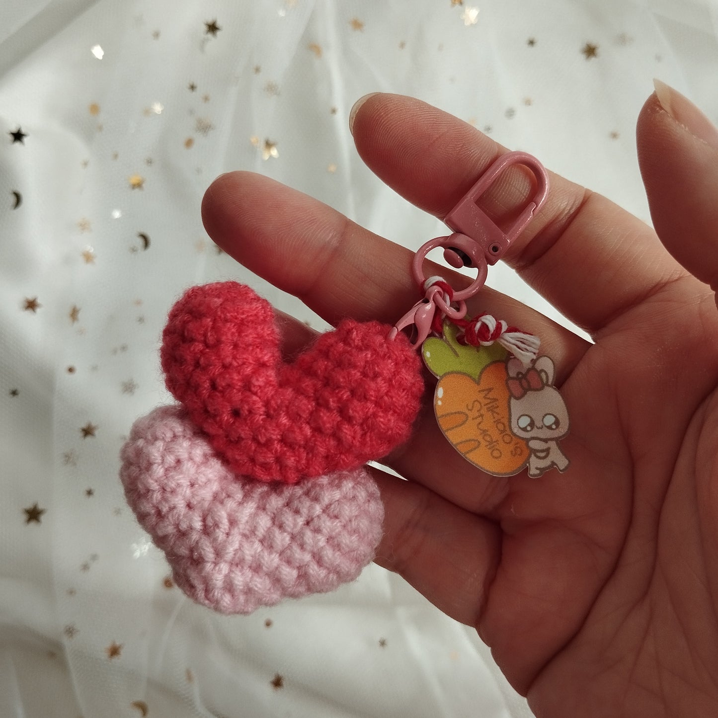 [Crochet] Double Hearts Keychain